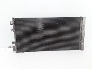 RENAULT Fluence (2009–2017) Kliimaradiaator 921009956R - 2