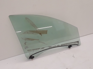 Vitre de porte avant - 803000014R