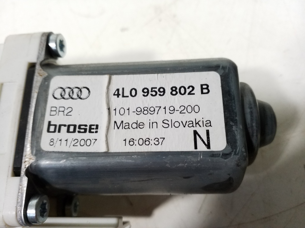 AUDI Q7 4L (2005-2015) Priekšējo labo durvju logu pacēlājs 4L0837462A 21887444