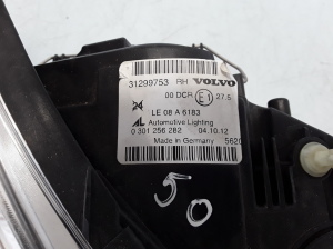 VOLVO C70 II (2006–2013) Scheinwerfer vorne 31299753 - 3