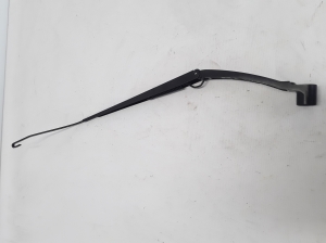  Windshield wiper blade 