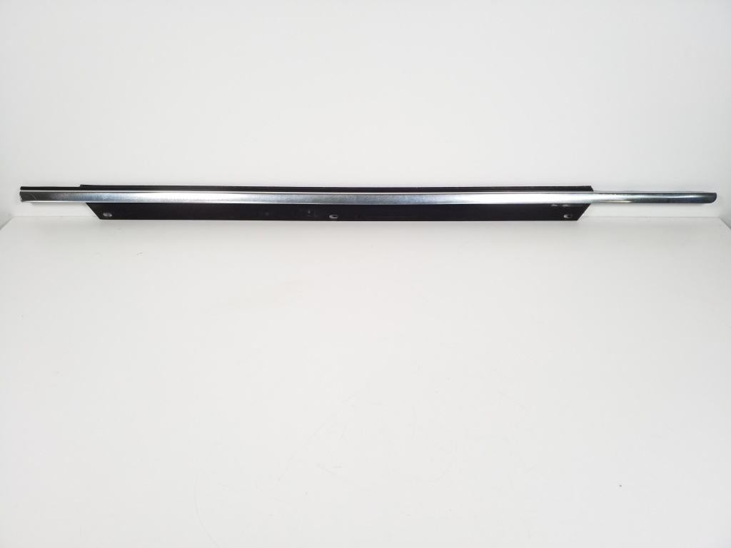 AUDI Q7 4L (2005-2015) Front Right Door Window Molding 4L0853284A 21886508