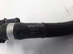  Cooling radiator hose 