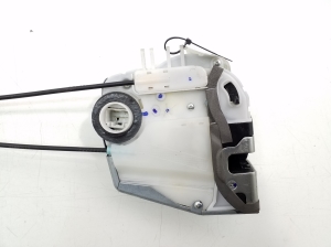 TOYOTA Prius W50 (2015–2020) Rear side door lock 6906052220 - 2