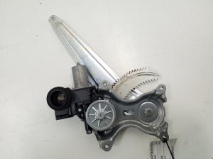 TOYOTA Prius W50 (2015–2020) Rear side door window regulator and its parts - 2