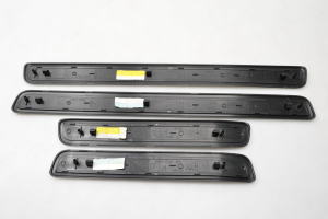 TOYOTA Avensis T27 (2008–2019) Inner sill trim - 4