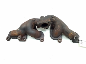  Exhaust manifold 