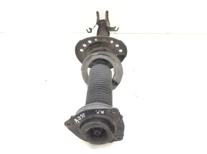 NISSAN Juke F15 (2010–2018) Front shock absorber and its components - 2
