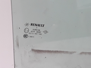 RENAULT Fluence (2009–2017) Aizmugurējo sānu durvju stikls 823000018R - 4