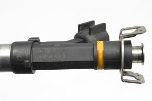  Fuel injector 