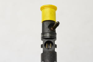 NISSAN Qashqai (2006–2013) Fuel injector 8200815416 - 4