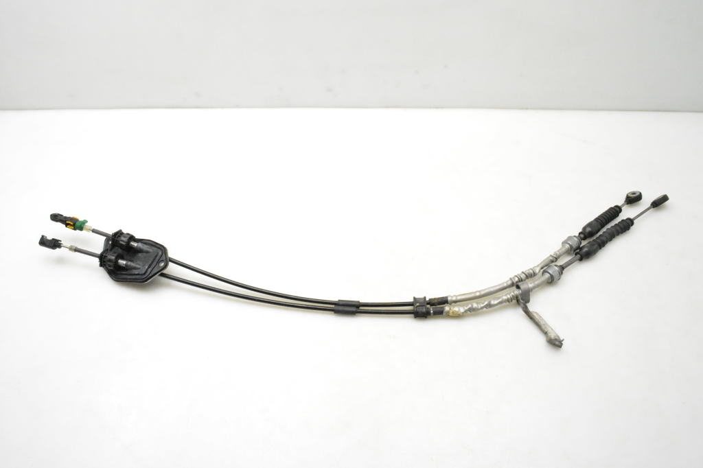 Used TOYOTA Avensis Gear shift cable 112102127
