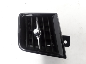 Dashboard air vent grilles - 31651219