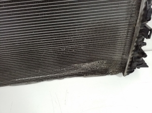  Cooling radiator 