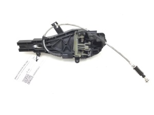 BMW 3 SERIES E90 (2004–2013) Front door external opening handle and its details - 2