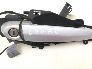 BMW 3 SERIES E90 (2004–2013) Front door external opening handle and its details - 3