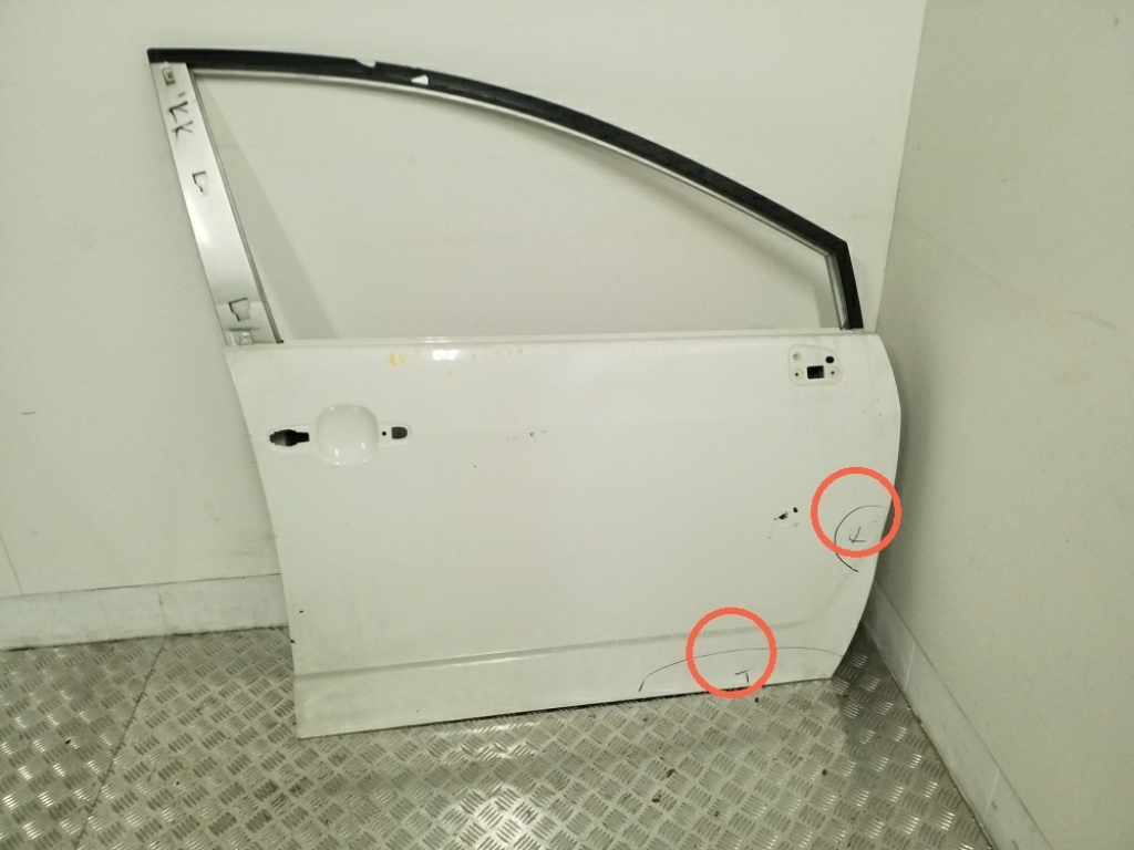 TOYOTA Corola Verso R1 (2004–2009) Vordere Tür TOYOTA Corola Verso R1 (2004–2009) Vordere Tür