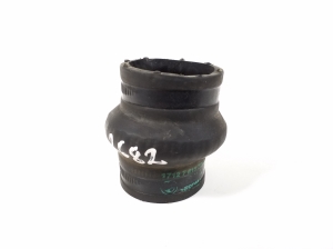   Radiator hose  - 7610704 