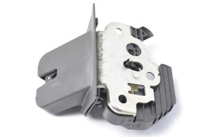 Trunk lid lock