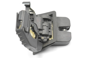 AUDI A4 B7 (2004–2008) Trunk lid lock - 2
