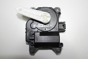 Infiniti M35/45 Y51 (2011–2026) Stellmotor Heizungsklappe - 2