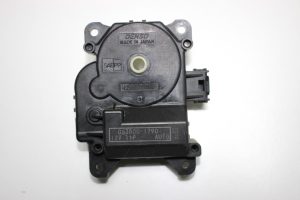 Infiniti M35/45 Y51 (2011–2026) Stellmotor Heizungsklappe