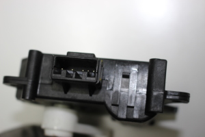 Infiniti M35/45 Y51 (2011–2026) Stellmotor Heizungsklappe - 2