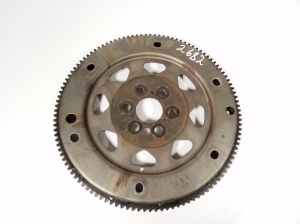  Clutch flywheel 