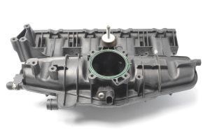 AUDI A4 B7 (2004–2008) Sisselaskekollektor 06F133201N - 4