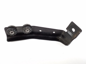 BMW 5 SERIES F07 (2009–2017) Gearbox cooler bracket 7585390 - 3
