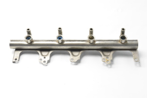 AUDI A4 B7 (2004–2008) High pressure fuel line 06F133317G - 3