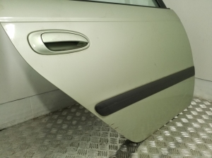 TOYOTA Avensis T22 (1997–2003) Rear side doors and their parts - 2