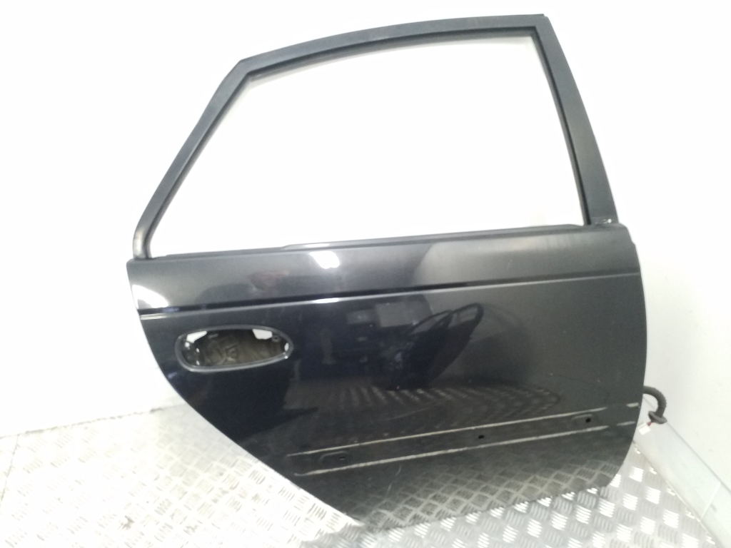 TOYOTA Avensis 1 generation (1997-2003) Right Side Sliding Door 20381699