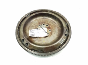  Clutch flywheel 