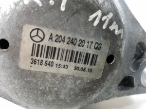 Mercedes Benz GLK-Class 204 (2008–2015) Engine mount A2042402017 - 2