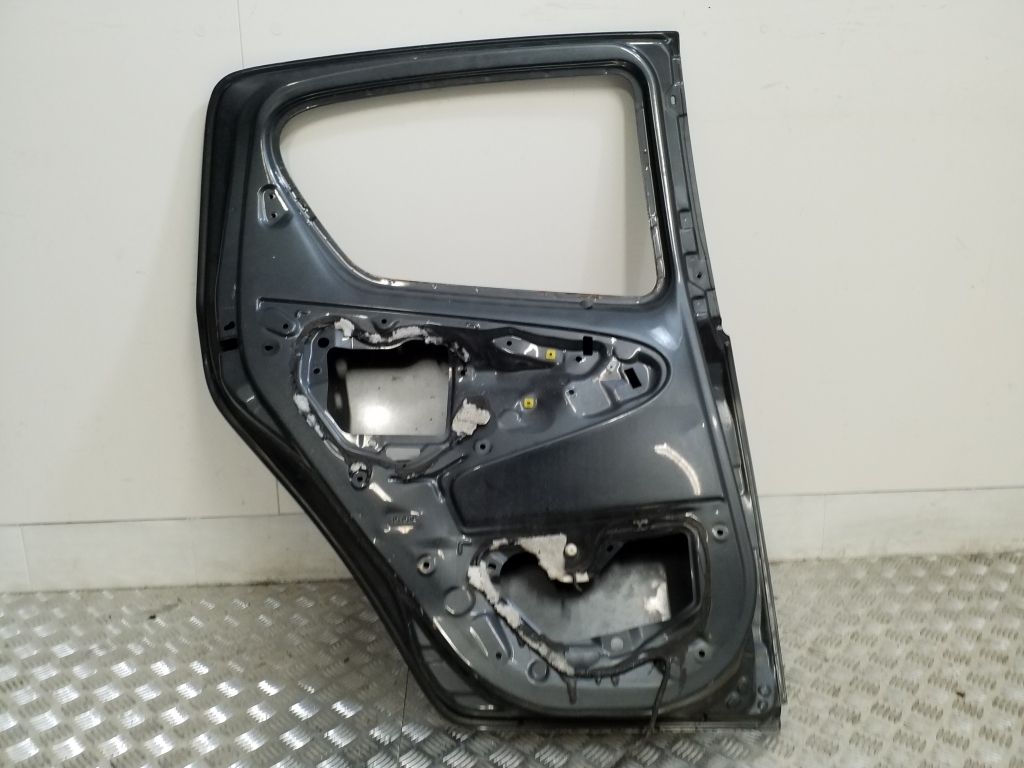 TOYOTA Aygo 1 generation (2005-2014) Kreisās puses bīdāmās durvis 20381759