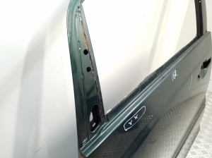 TOYOTA Previa (2000–2006) Esiuks - 3