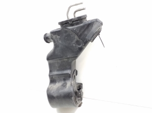 Mercedes Benz C-Class 205 (2014–2021) Scheibenwaschbehälter vorne A2058600260