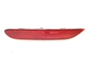   Rear bumper reflector 