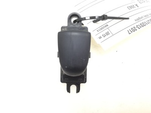   Rear side door glass switch 