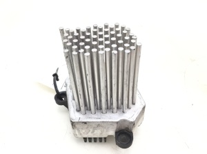BMW X3 E83 (2003–2010) Cabin shoulder motor resistance 6920365 - 3