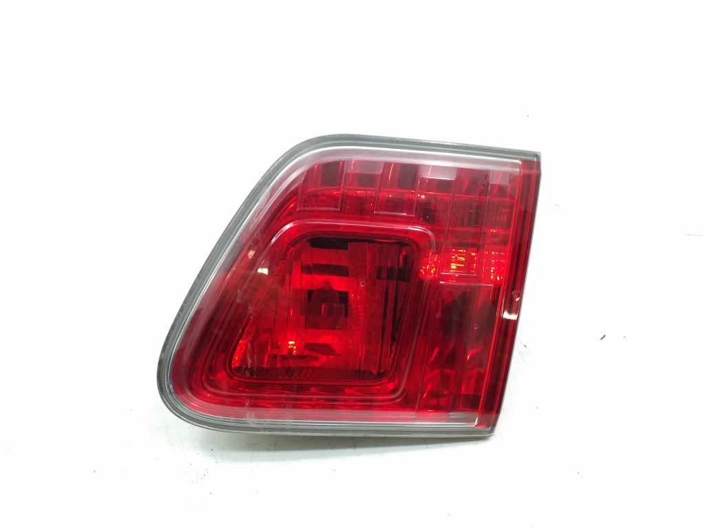 TOYOTA Avensis T27 3 generation (2009-2020) Right Side Tailgate Taillight 8158105120 20381894