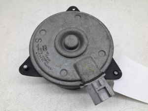 TOYOTA Yaris (2005–2011) Kühlerlüftermotor 163630H030 - 3