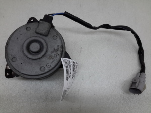 TOYOTA RAV 4 A3 (2005–2012) Kühlerlüftermotor 1636326080 - 4