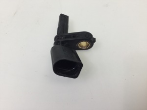 Front ABS sensor - 7H0927804