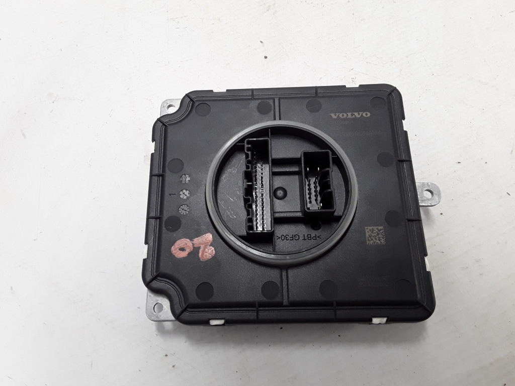 Used VOLVO XC60 Control unit for xenon headlights 31427778