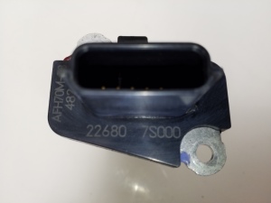 NISSAN Note E11 (2005–2014) Mass air flow sensor 226807S000 - 2
