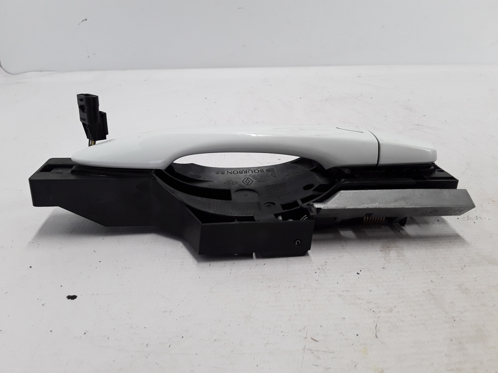 RENAULT Kadjar 1 generation (2015-2024) Front Right Door Exterior Handle 22382879