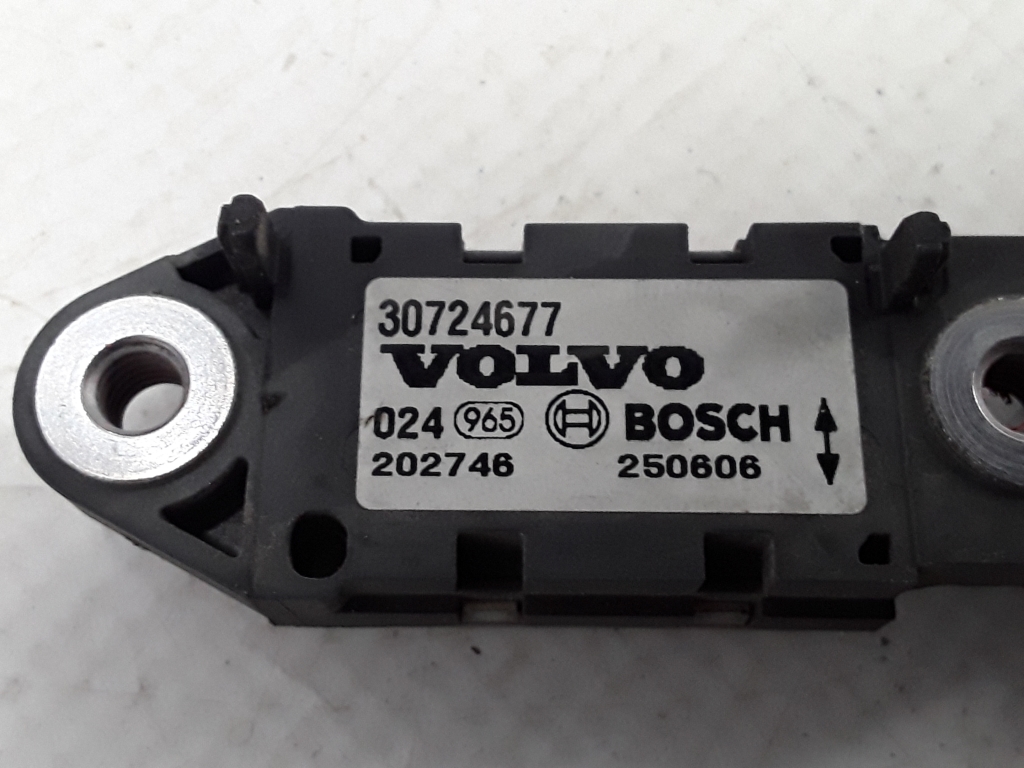 VOLVO XC90 1 generation (2002-2014) Pièces intérieures supplémentaires du moteur 30724677 22382866