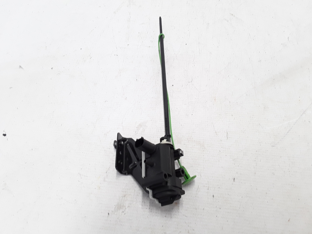 BMW 5 Series Gran Turismo F07 (2010-2017) Fuel Tank Opening Cable 7139398 22382838